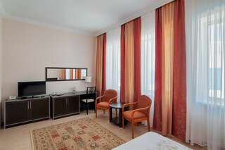Гостиница Voyage Hotels Мезонин Ставрополь ДЖУНИОР СЮИТ 2-3
